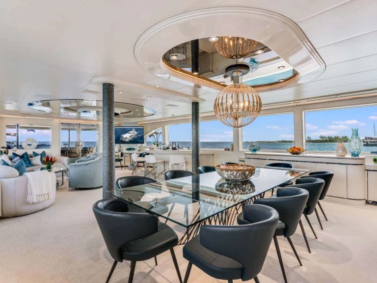 Luxury Yacht hire in Saint Martin - Westship CUPCAKE