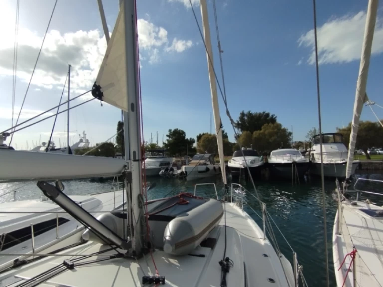 Hire Sailboat Bénéteau with a boat licence