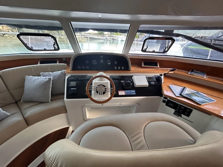 Hire a Fountaine Pajot Cumberland 46 Airlie Beach