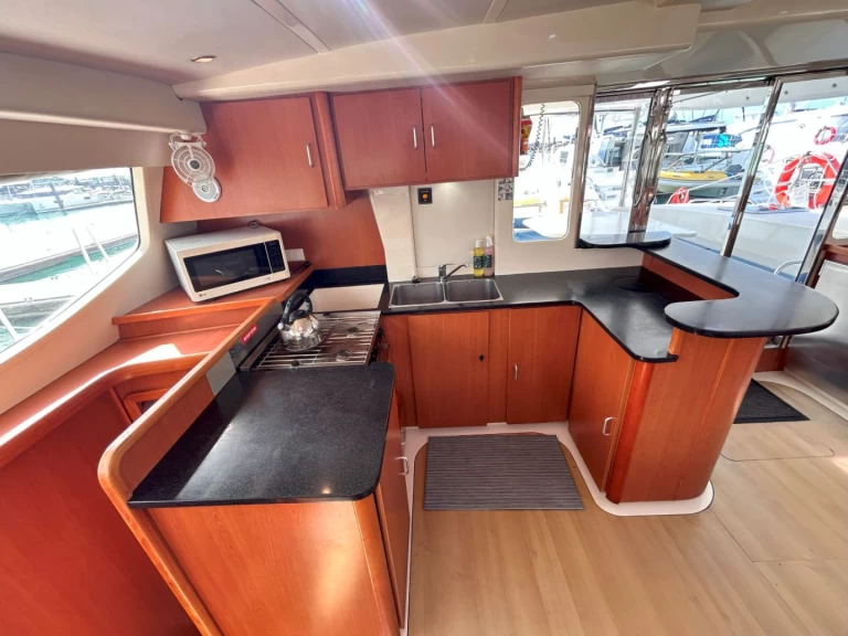 Hire Catamaran Leopard Catamarans / Robertson & Caine with a boat licence