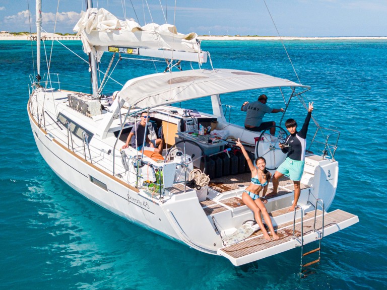 Hire a Bénéteau Oceanis 45 Ao Po