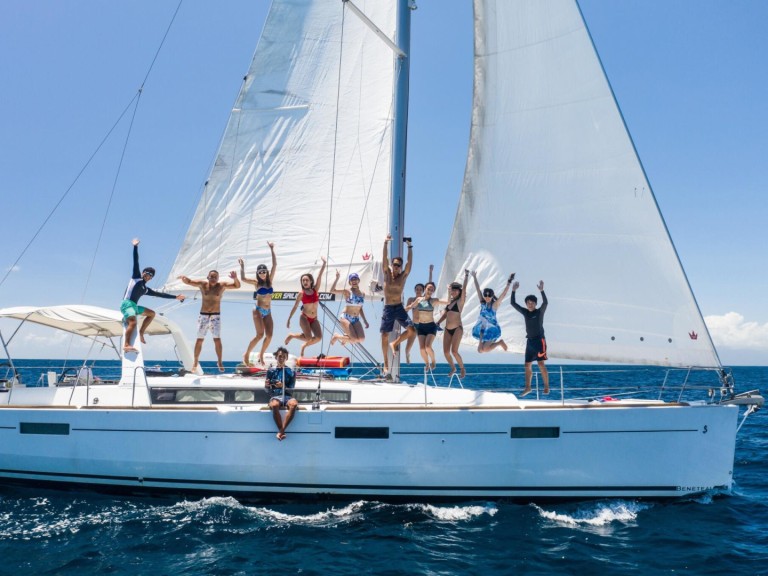 Sailboat hire in Ao Po - Bénéteau Oceanis 45