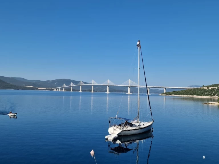 Hire Sailboat Elan with a boat licence