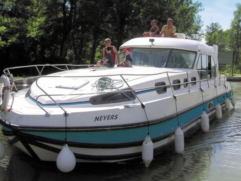 Canal boat to hire Joigny at the best price