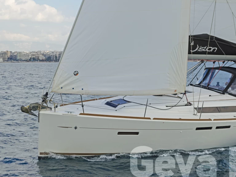 Sailboat to hire Rhodes (City) at the best price