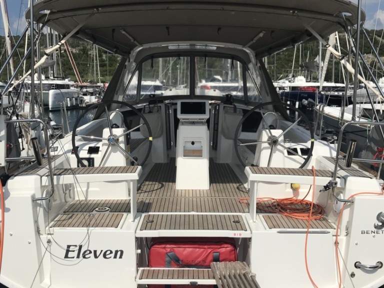 Sailboat hire in Primošten - Bénéteau Oceanis 38.1