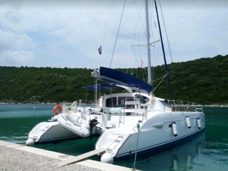 Yacht hire Primošten cheap Lavezzi 40