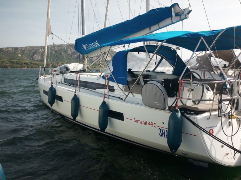 Hire a Jeanneau Sun Odyssey 490 Cannigione