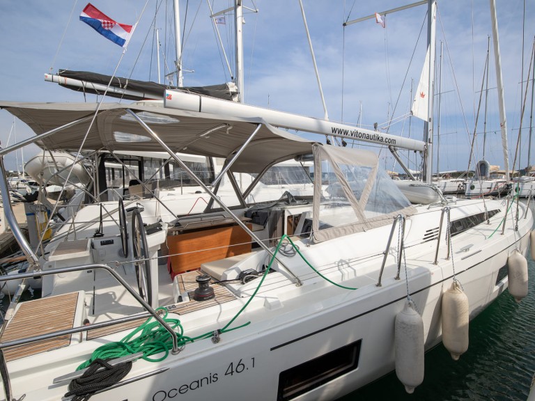 Sailboat hire in Pomer - Bénéteau Oceanis 46.1
