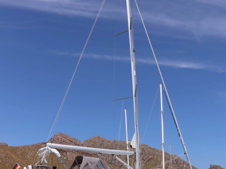 Hire Sailboat Bavaria with a boat licence