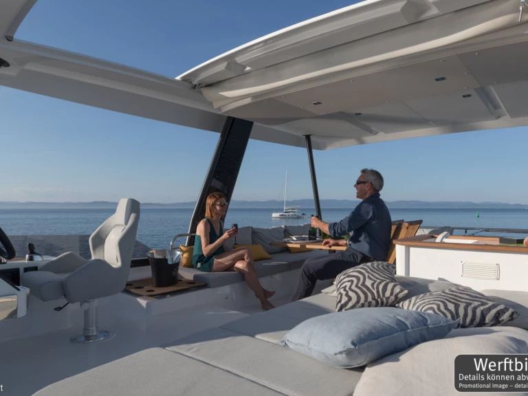 Hire Motorboat with or without skipper Fountaine Pajot Palma de Mallorca