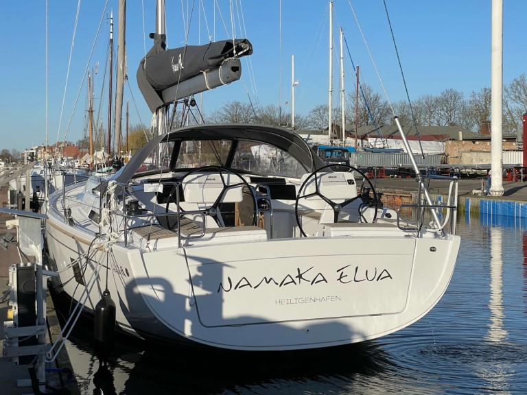 Yacht hire Palma de Mallorca cheap Hanse 458