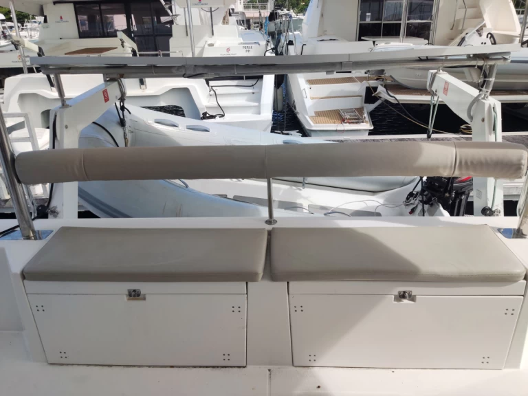 Catamaran hire in Le Marin - Nautitech Nautitech 46 Fly
