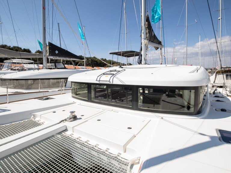Lagoon Lagoon 40 charter bareboat or skippered in  Pomer