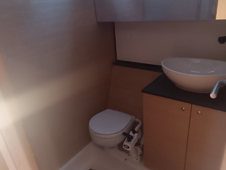 Sailboat to hire Punat at the best price