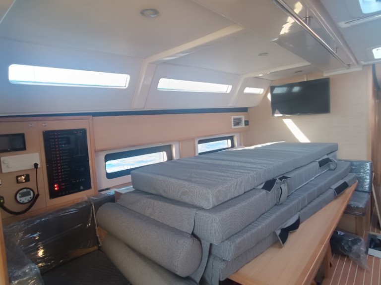 Hire a D&D Yacht D&D Kufner 50 I. Punat