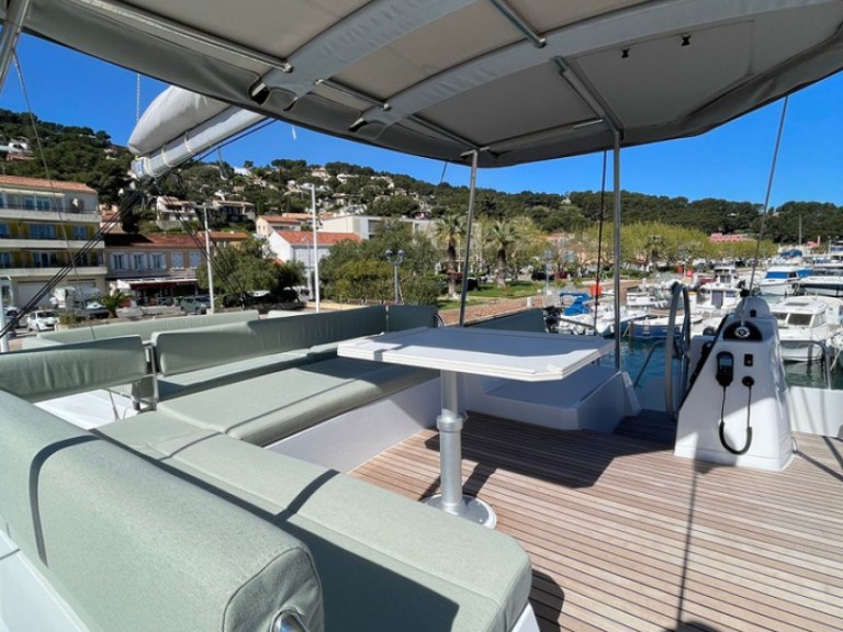 Hire Catamaran Bali Catamarans with a boat licence