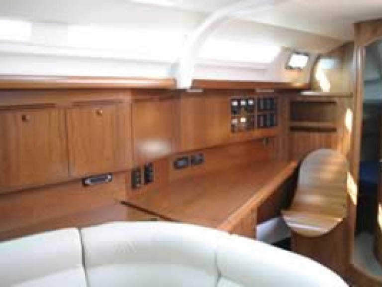 Hire Sailboat with or without skipper Jeanneau Préveza