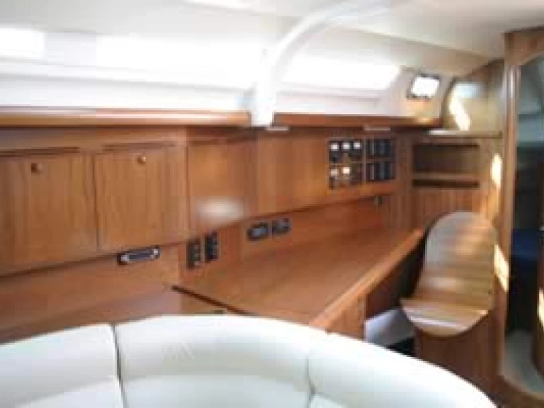 Hire Sailboat with or without skipper Jeanneau Préveza