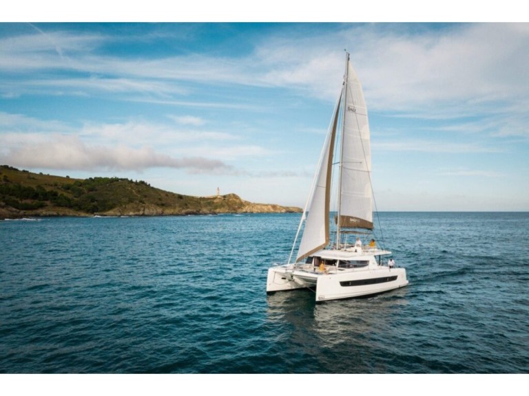 Hire Catamaran Bali with a boat licence