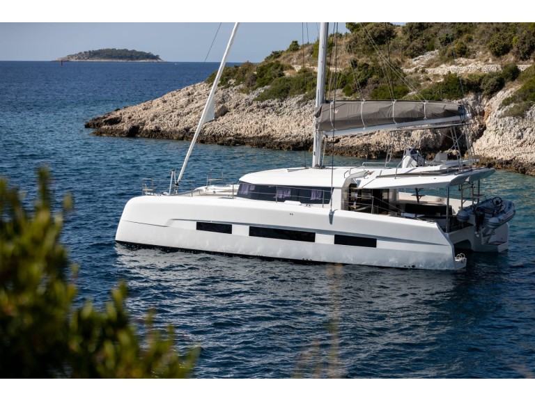 Yacht charter Castiglioncello - Dufour Dufour Catamarans 48 Sail on SamBoat