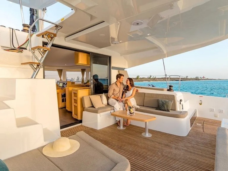 Yacht hire Rhodes (City) cheap Lagoon 42