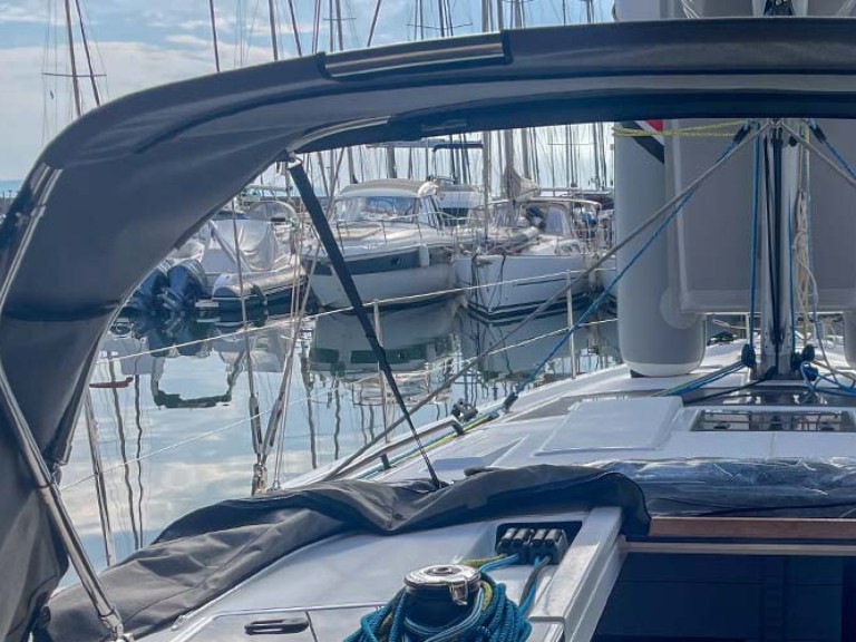3 DUFOUR 41 charter bareboat or skippered in  Hyères