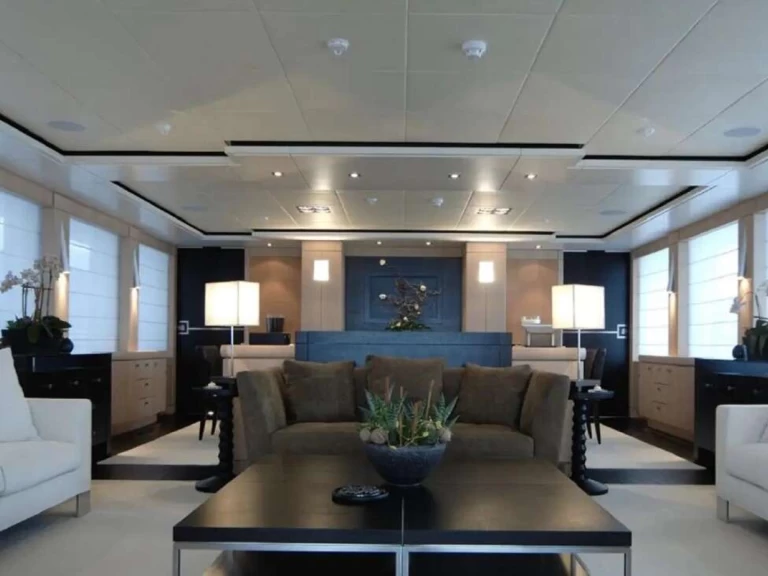 Yacht hire Savona cheap PENELOPE 