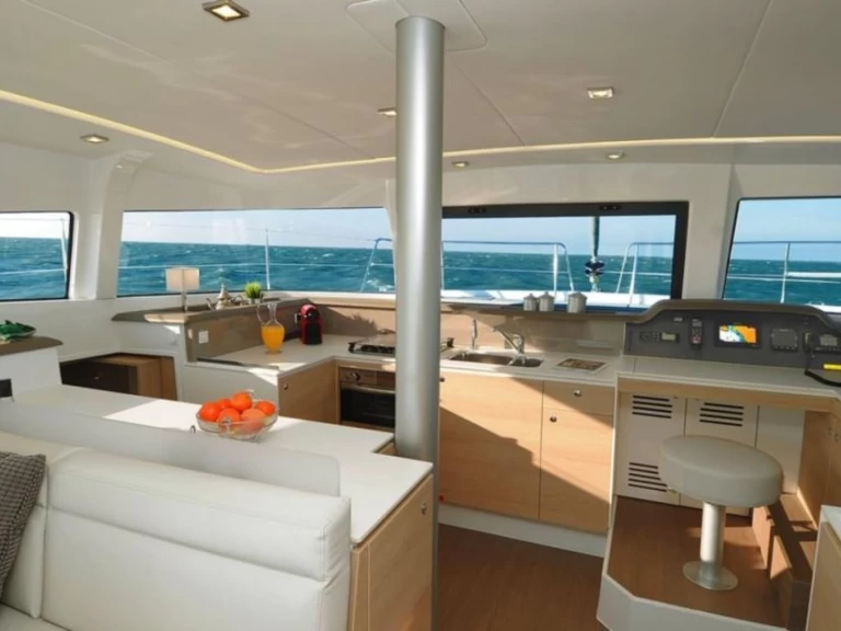 Hire Catamaran with or without skipper Bali Praslin Island