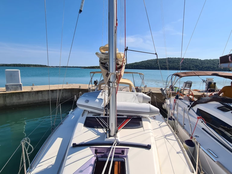 Hire Sailboat with or without skipper Dufour Zaton