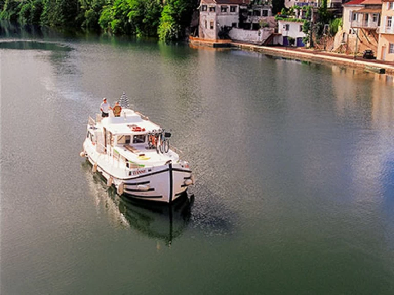 Motorboat hire in Montesquieu-Lauragais - Pénichette Pénichette 1020 FR