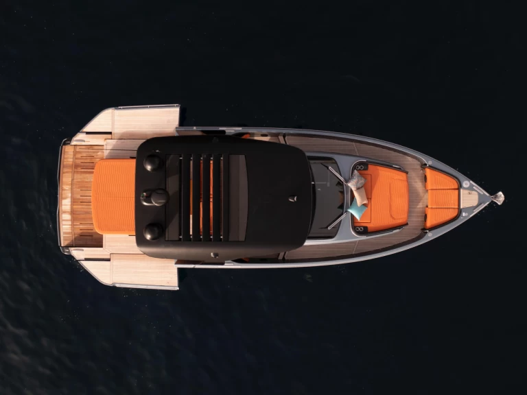 Hire Motorboat with or without skipper Cranchi Sorrento