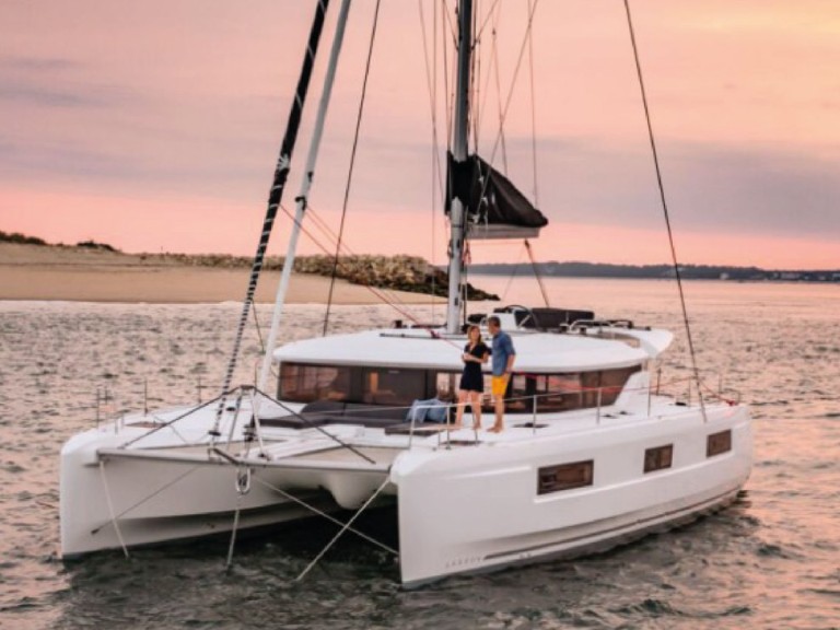 Hire Catamaran with or without skipper Lagoon Sant Antoni de Portmany
