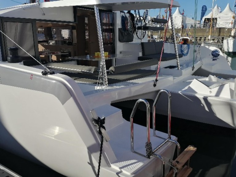 Charter a Neel Neel 43 in Toulon on Samboat