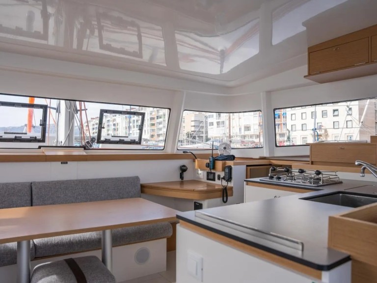 Catamaran hire in Toulon - Excess Excess 11