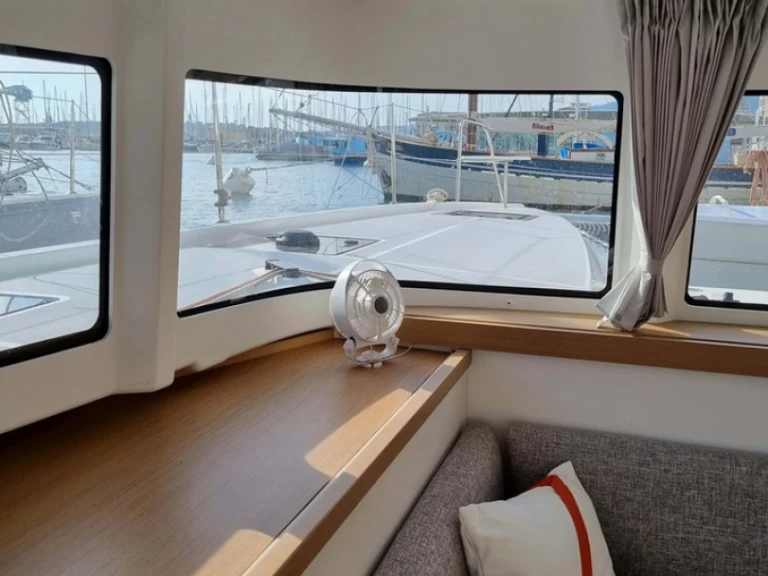 Catamaran hire in Toulon - Excess Excess 11