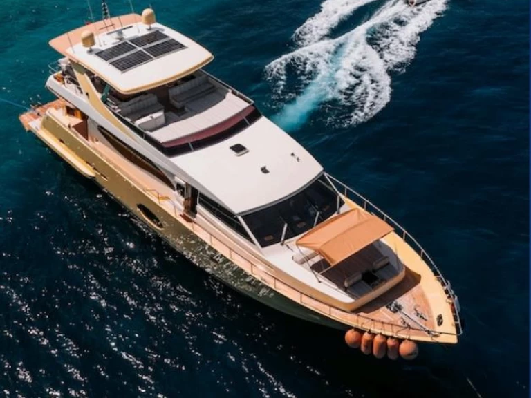 Hire Luxury Yacht with or without skipper Special Motoryacht Bodrum harbour