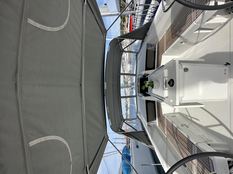 Yacht hire Cugnana Verde cheap Oceanis 46.1