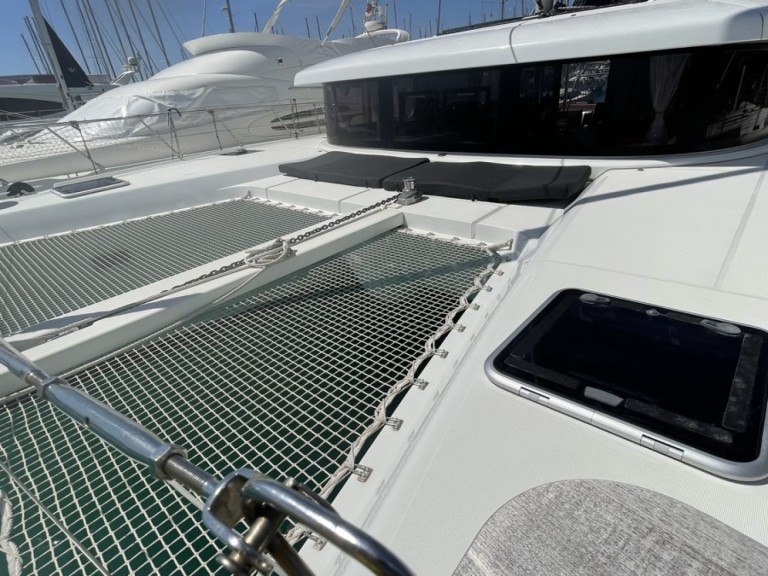 Hire Catamaran with or without skipper Lagoon Castiglioncello