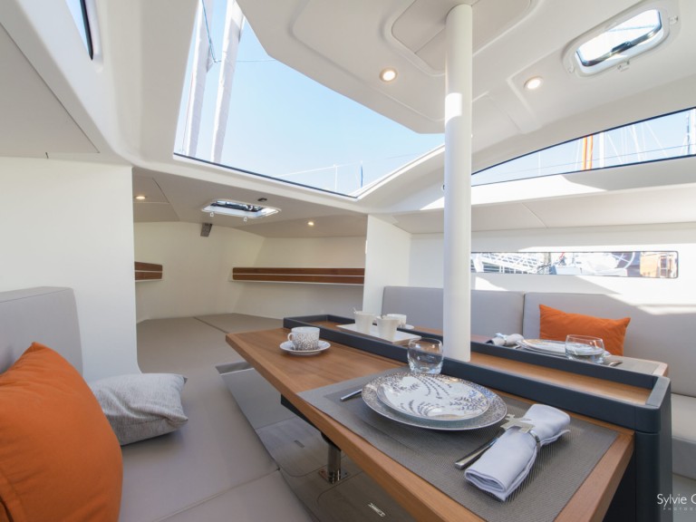 Yacht hire La Rochelle cheap RM 970