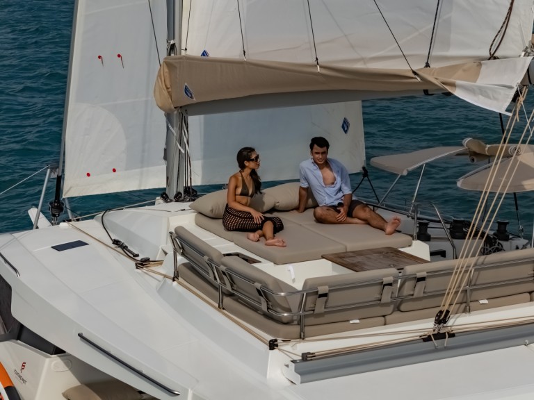 Catamaran hire in Mai Khao - Fountaine Pajot Fountaine Pajot Elba 45 - 3 + 2 cab.