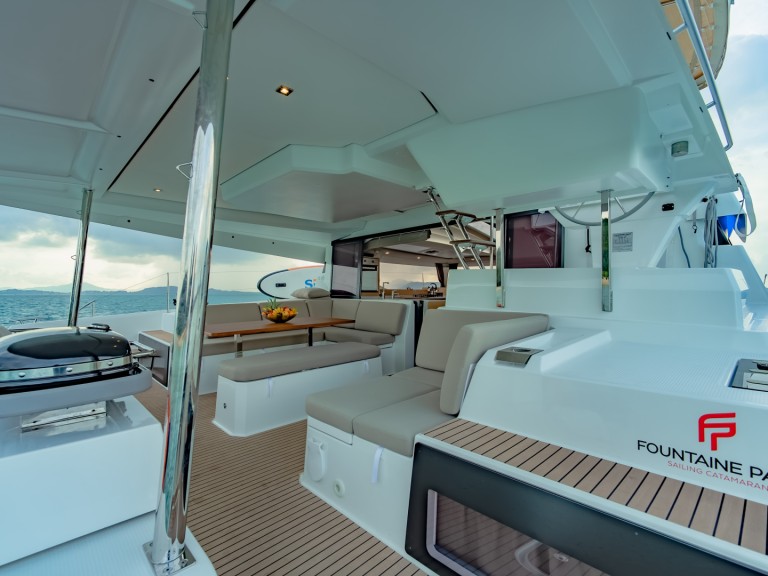 Charter a Fountaine Pajot Fountaine Pajot Elba 45 - 3 + 2 cab. in Mai Khao on Samboat