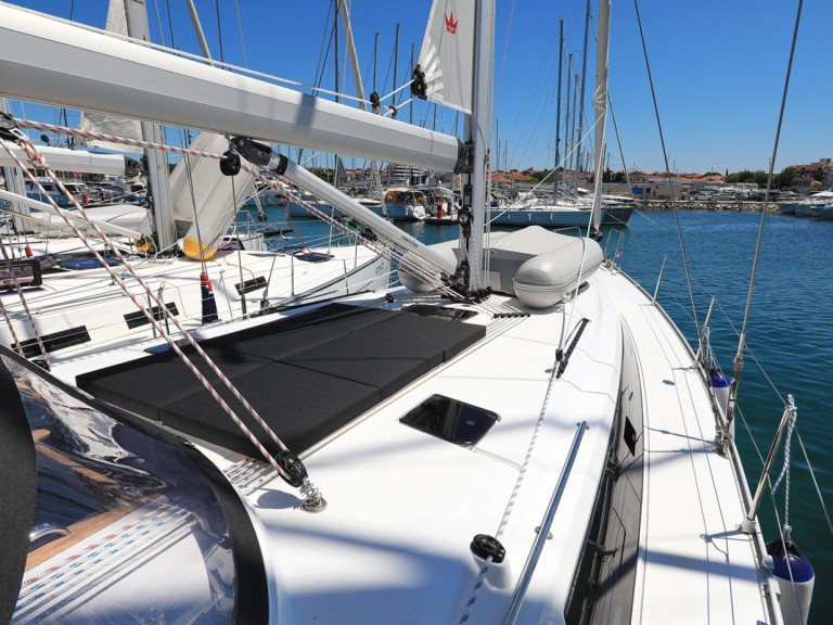 Hire Sailboat with or without skipper Bavaria Biograd na Moru
