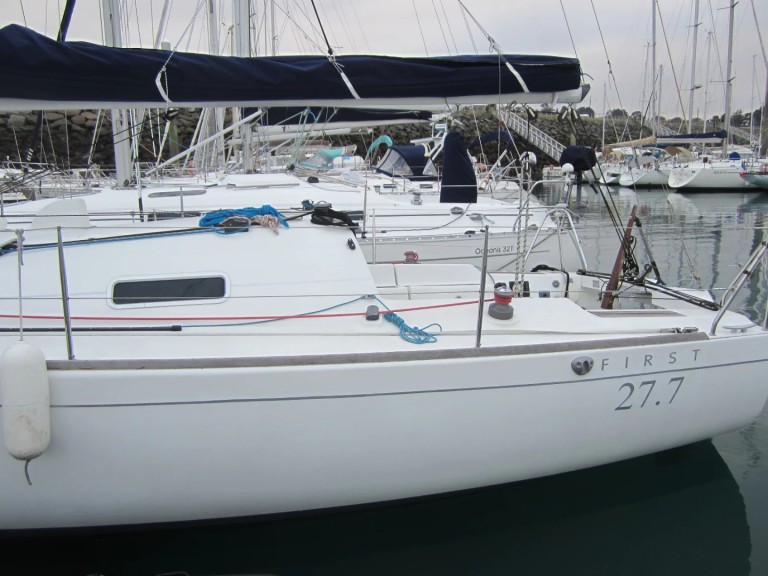Sailboat to hire Saint-Quay-Portrieux at the best price