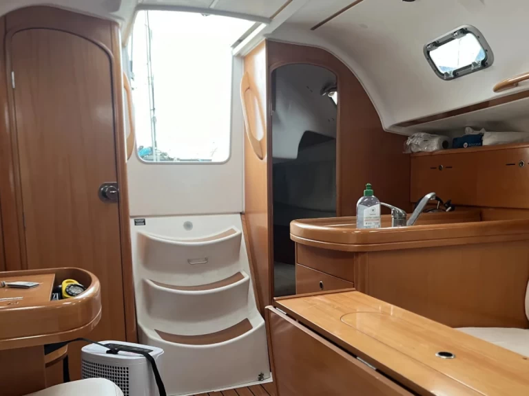 Yacht hire Saint-Quay-Portrieux cheap First 31.7