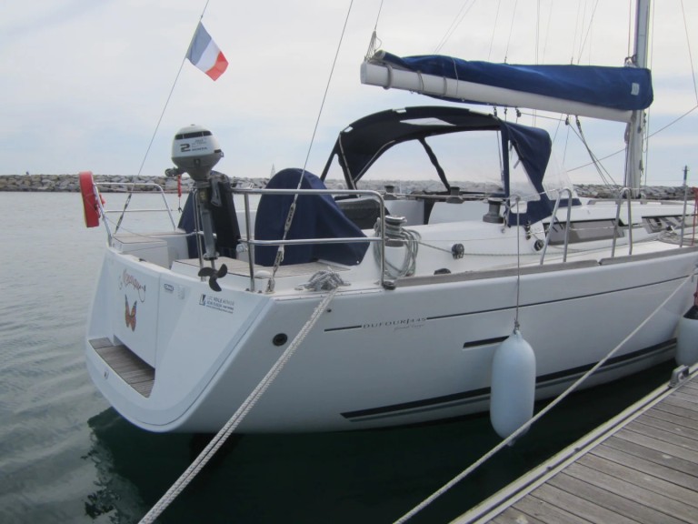 Hire Sailboat Dufour with a boat licence