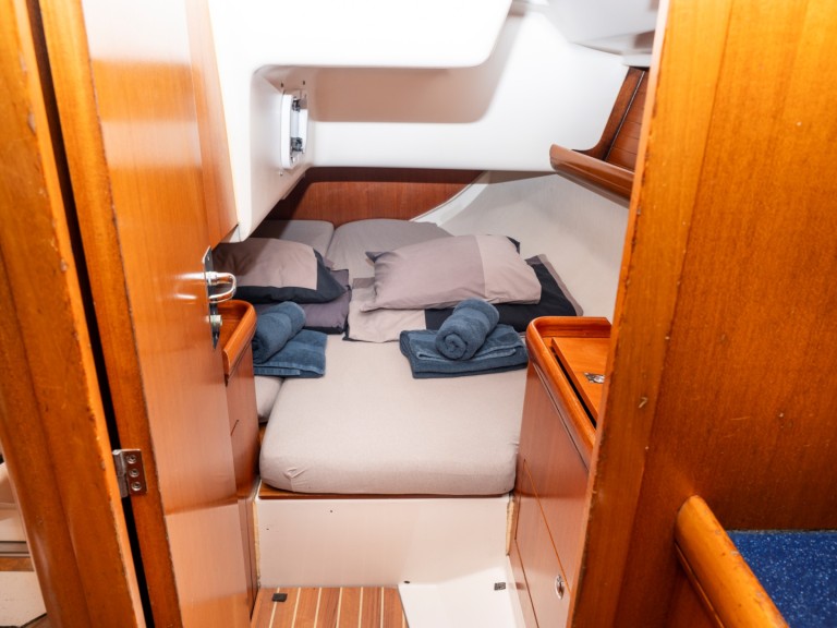 Sailboat to hire Rabac at the best price