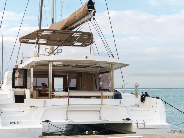 Hire Catamaran with or without skipper Bali Sukošan