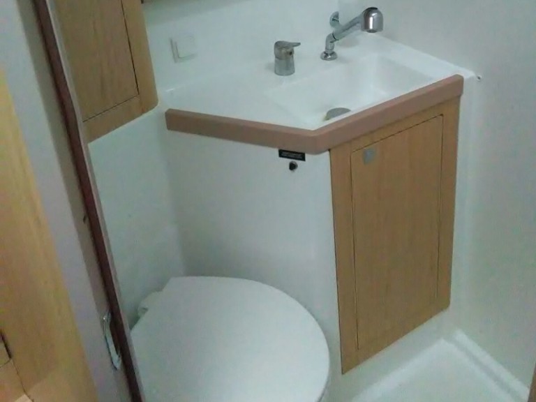 Yacht hire Puntone cheap Oceanis 48