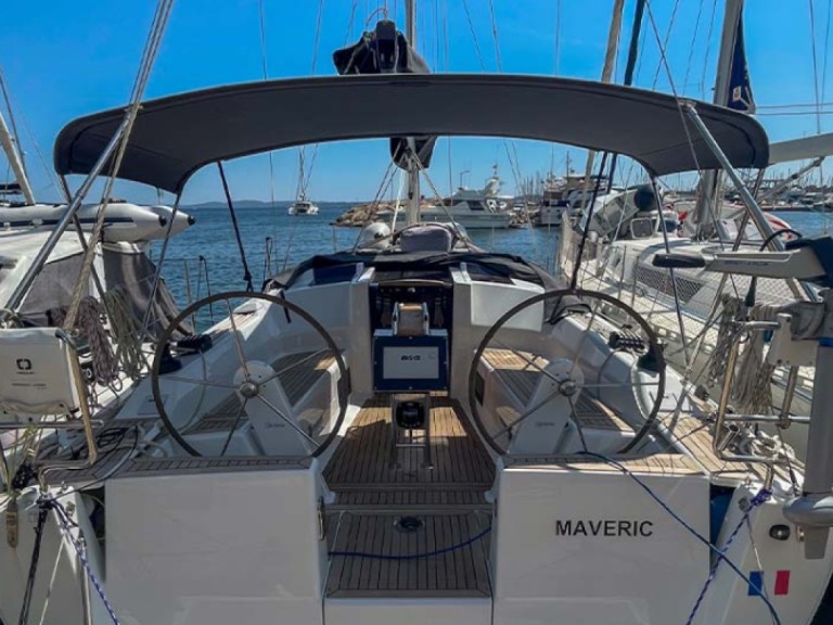 9 HANSE 348 charter bareboat or skippered in  Hyères